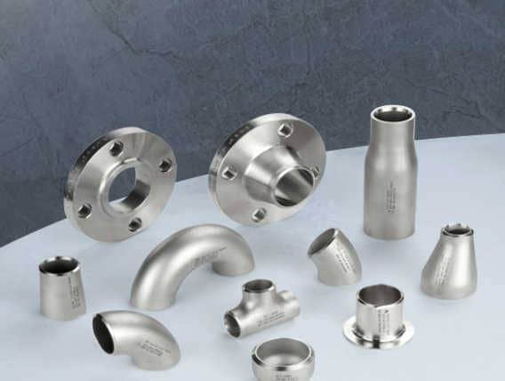 帮我写一篇关于不锈钢弯头生产厂家的700个字中文原创的文章，并在文章前面配上一个标题，标题前面加上“标题”两字